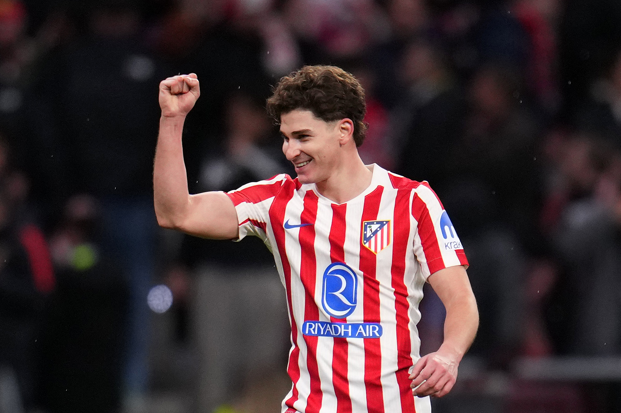 Barcellona, si accende il mercato: offerta da 100 milioni di euro all'Atletico Madrid per Julian Alvarez!
