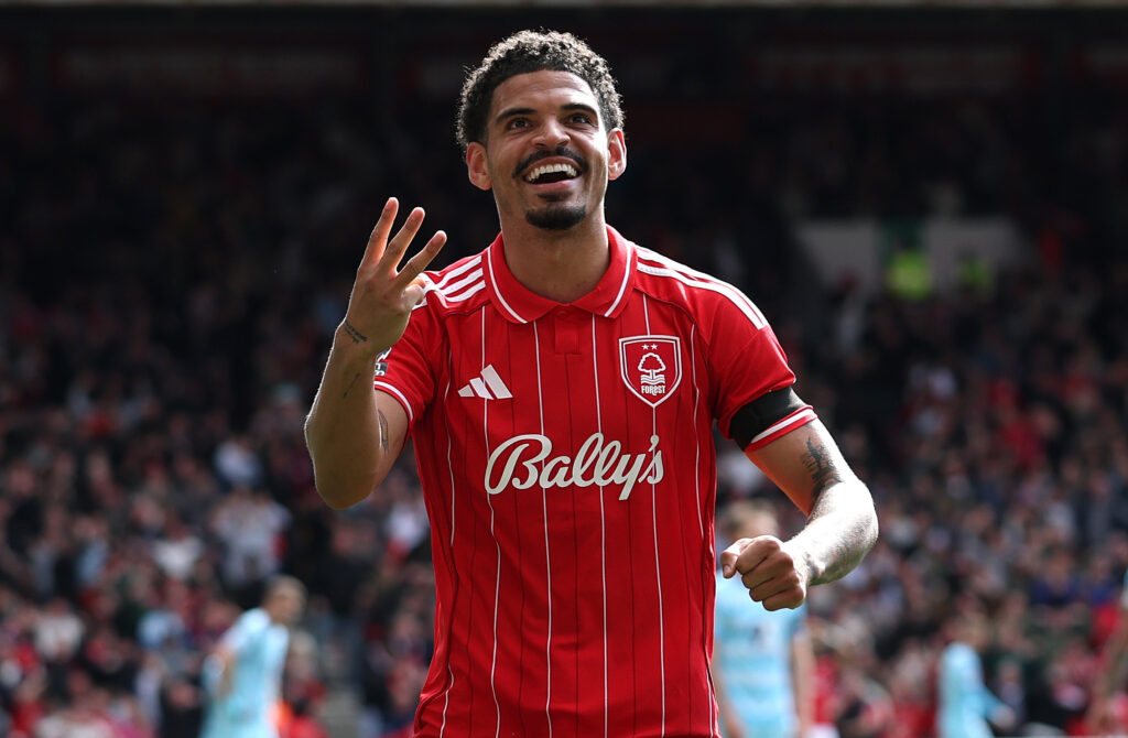 Premier League, infortunio horror per Gibbs-White: il calciatore sta bene