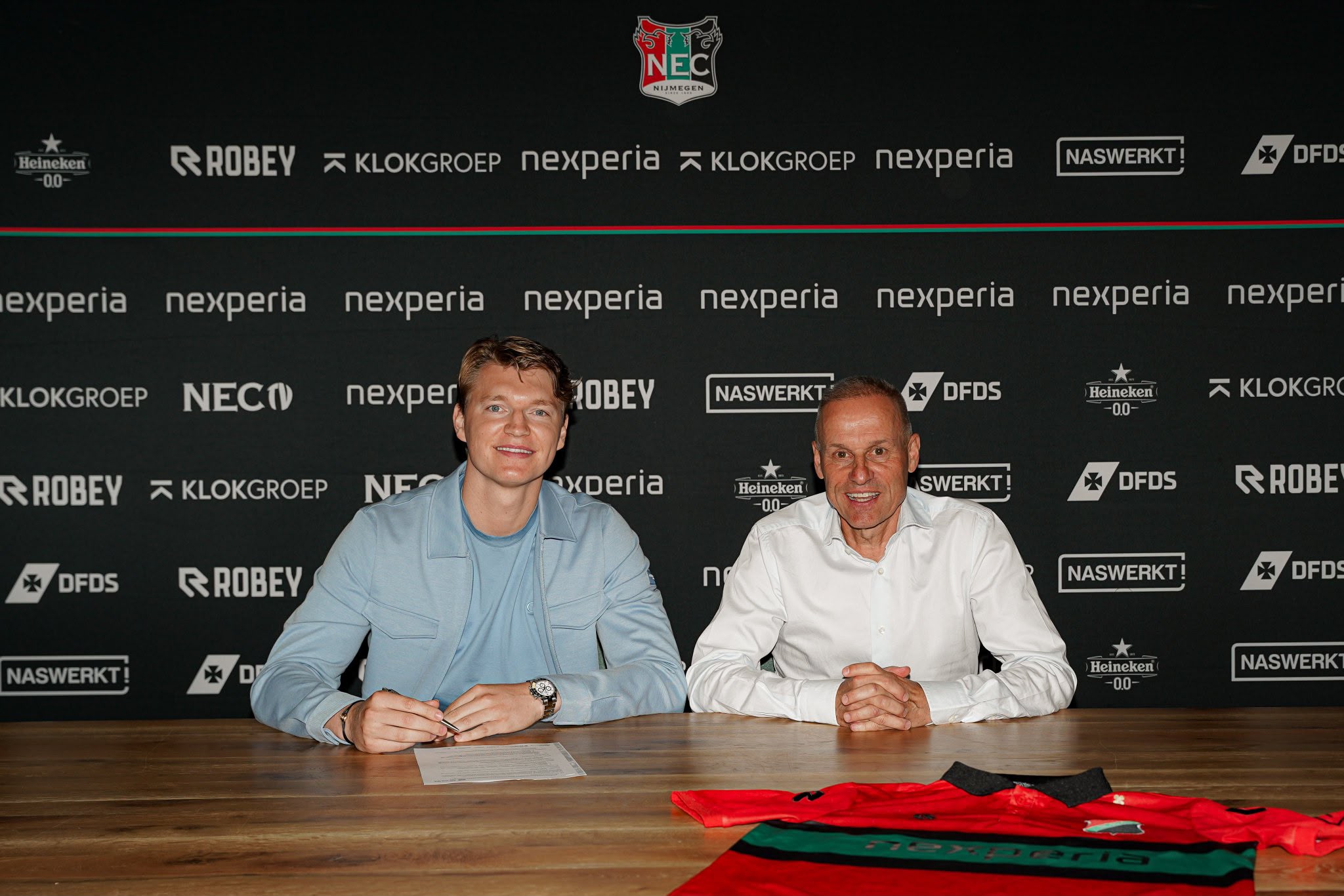 Torino, l'ex Schuurs firma per il NEC in Olanda