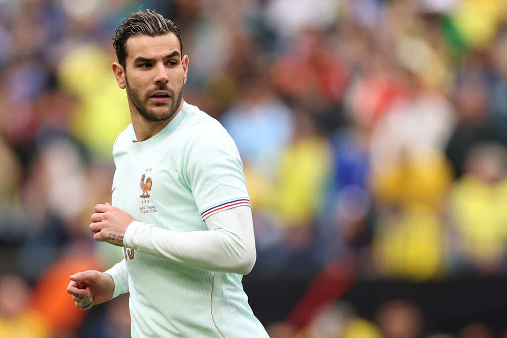 Theo Hernandez torna in Serie A? No ai 20 milioni a stagione dell'Al-Hilal per Juve e Como: le piste