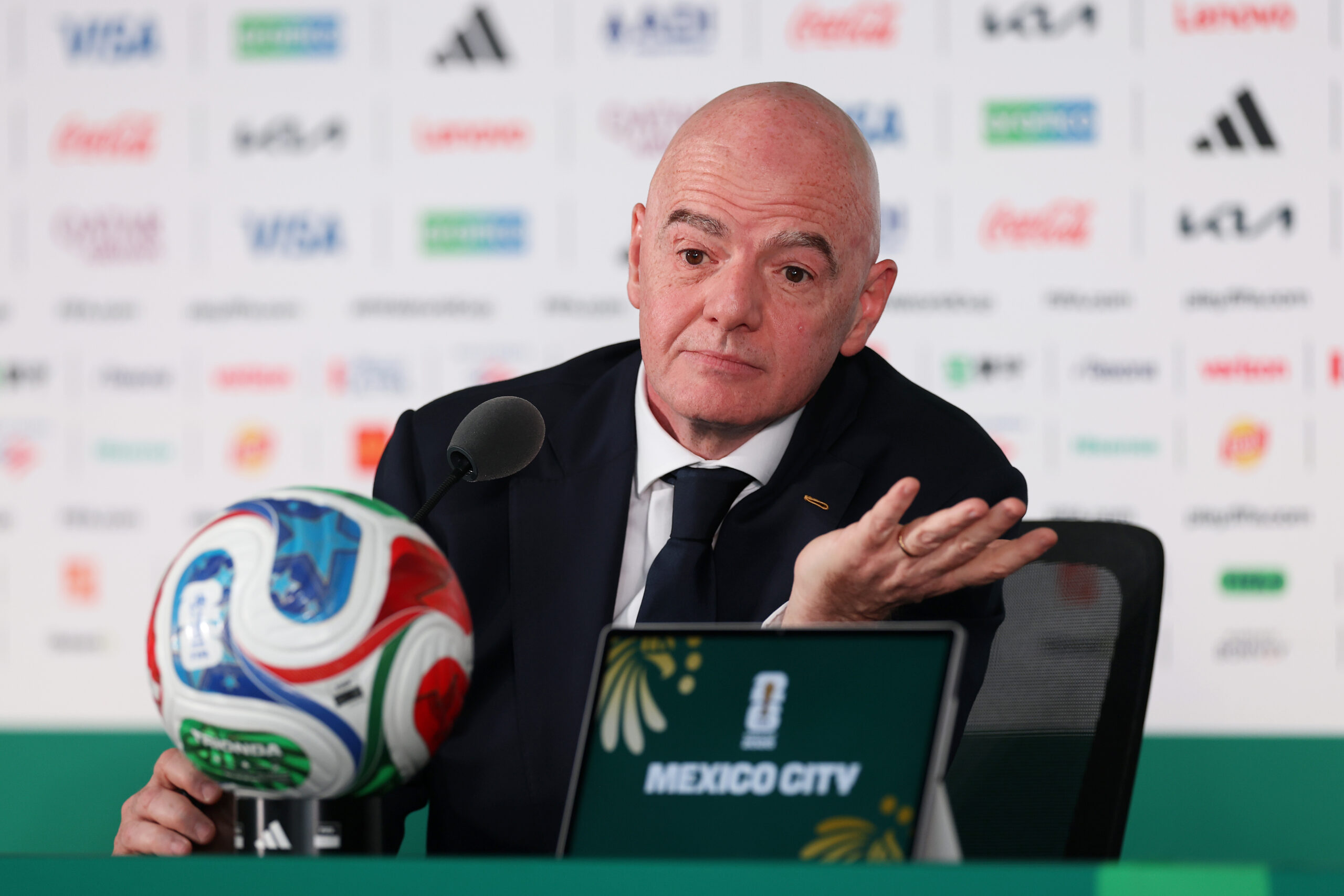 CAOS FIFA e il doppiopesismo Haiti-USA. Infantino sulle politiche trumpiane: "Bisogna rispettarle"