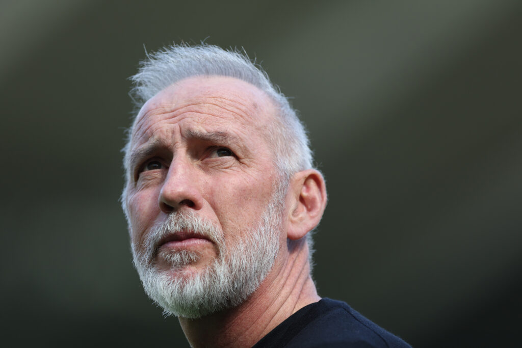 Calcio in lutto: è scomparso a 58 anni Éric Roy. L'allenatore dello Stade Brestois aveva un cancro